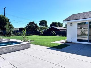 4 bedroom, 2 bathrooms - Orange - 0