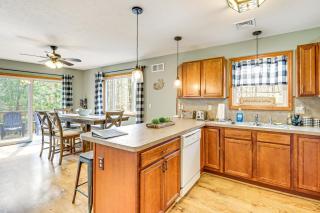 Game Room and Lake Access Albrightsville Escape - Albrightsville - 3