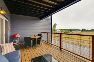 Columbia River Views Spacious Hammond Getaway! - Hammond - 9