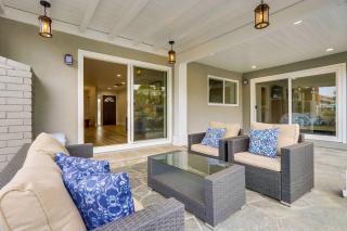 Gorgeous Upgraded 5 Bedroom & 4 Bath Home with Jacuzzi - Orange - 0