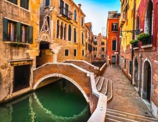 Golden House Venice Yellow - Mirano - Mirano - 1