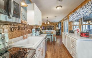 Wooded Bliss Hot Tub Single level Cabin with no Steps Rocking Chairs and Wooded Views - Pigeon Forge - 7