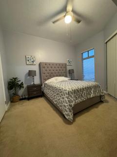 Luxury Beachfront Condo in Long Beach - Long Beach - 4