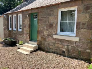 Wee Lyon Cottage Maybole 2 Bedroom Sleeps 4 - Maybole - 0