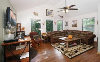 Simply Blessed - Sevierville - 8