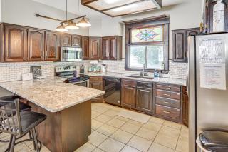 Charming Paris House about 1 half Mi to Canyon! - 1