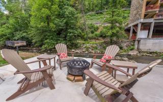 River Romance - Gatlinburg - 9
