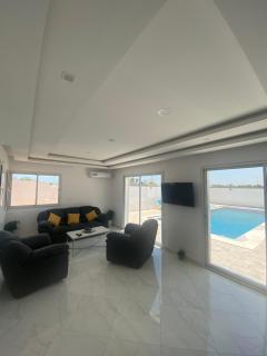 magnifique villa avec pescine unique - 4
