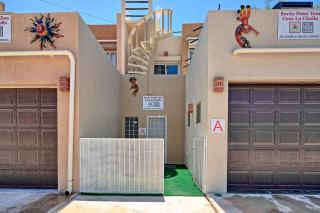 3 Story Home 3BR 2BA with Rooftop View and Heated Pool - La Choya - 8
