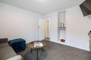 Comfortable 2 Bedroom Unit- Very Close to Town! - Queenstown - 6