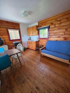 Hunts Point 1-BR Coastal Retreat - Cottage # 8 - Summerville Centre - 4