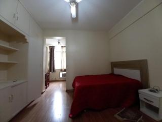 2 Bedroom Apartment - One Block from the Beach - 7