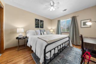The Rose Garden Estate with Swim Spa - an Irvie Home - 3