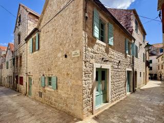 Historic Stone Loft - ZF Stari Grad - Stari Grad - 0