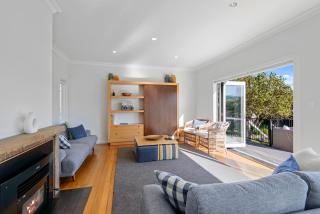 Spacious Sunny Family Home in Akaroa - Akaroa - 3
