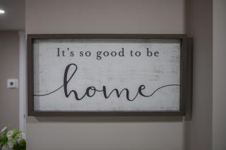 Modern 2-Bedroom Suite with Private Access - 10 minutes for Calgary Airport - Calgary - 7