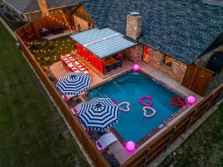 Girly+Godly+Gritty+Graceful+Pool+Pink+VeryPlayful - 6