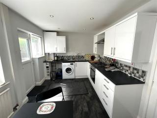 Delightful house with big ambitions - 7