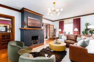 Hoosier Memories - Firepit, Pool Table, Steps to Campus - 3