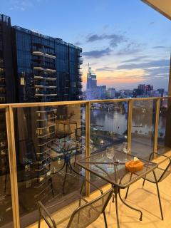 The Opera - Level 2x RiverView Corner 2Br 82m2 - Ho Chi Minh - 4