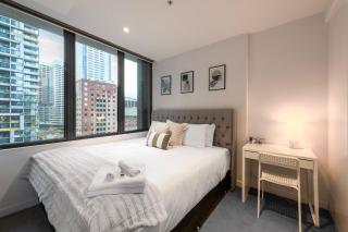 Chic 1BR City Escape W Pool & Gym - Melbourne - 8