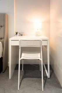 Chic 1BR City Escape W Pool & Gym - Melbourne - 7