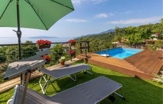 Amazing Apartment In Bregi With Jacuzzi - Breza - 4
