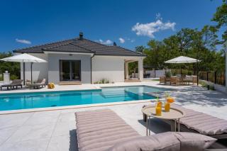 NEW! Villa Angela A modern Family Retreat - Krivodol - 7
