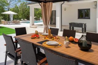NEW! Villa Angela A modern Family Retreat - Krivodol - 6