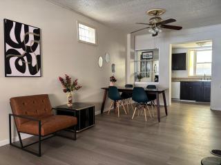 Cozy Corner Home Stay - 7