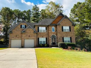 Spacious 4BR Villa Getaway near Atlanta - Douglasville - 0