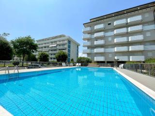 Apartment in Italy with Coastal Views - Porto Santa Margherita di Caorle - 0
