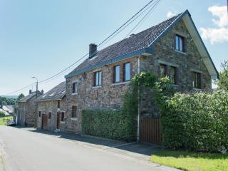 Farmhouse in Desnié with Pool & Forest - Desnié - 1