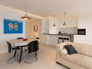 Apartment on Zeedijk with Sea View - 4