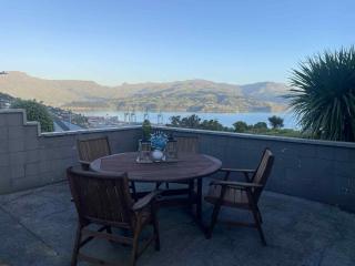 Harbour Views & Hillside Charm - Lyttelton - 0