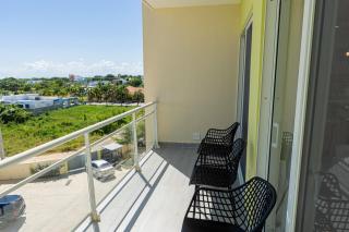 Modern Ocean View Apartment - 2
