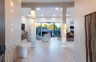 Scottsdale Luxury Heated Pool Desert Views For 6 - 7