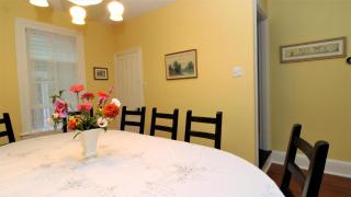 Cottage At 37 Jackson - 2