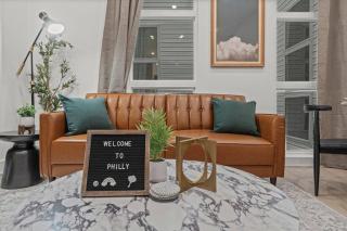 SLEEP 8 Outdoor Patio-Old City- 2 NEW Townhouses - 5