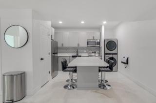 16 Mi to Dtwn Denver Modern Apt with Patio - 3