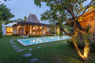 Villa Jati by Optimum Bali Villas - 0