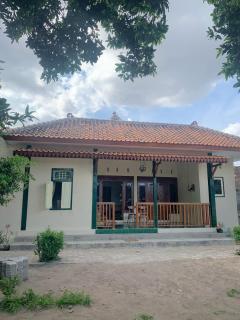 Griya Dhaengan near Kraton Jogja - Yogyakarta - 9