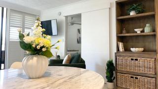 Ocean Views - Stylish 1 Bedroom in Surfers Paradise - CoastHM - Gold Coast - 7