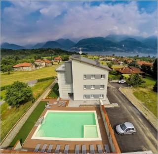 Rainbow Holiday Apartments Lake Como - 1