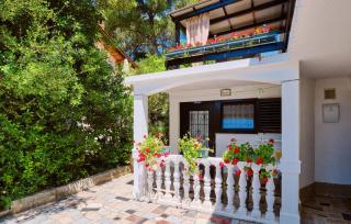 Cozy Apartment In Mali Losinj - 5