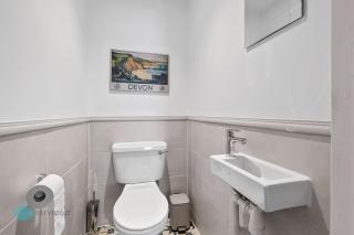 2 Bed - Apartment No. 1 Windsor Villas - 3
