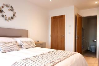 2 Bed - Leeward House by Pureserviced - Plymouth - 7