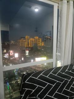 2BR Pioneer Woodlands SM LIGHT 5 min walk to MRT - 2