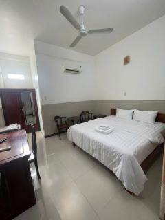 Gems Hotel 2 - - 3