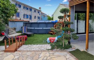 2 Bedroom Cozy Apartment In Vodnjan - Vodnjan - 9